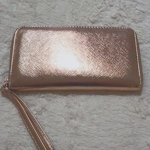 Rose Gold Charging Clutch
